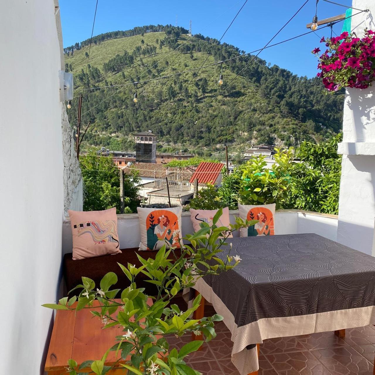 Ziu Guest House Berat Exterior photo